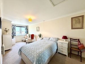 Bedroom- click for photo gallery